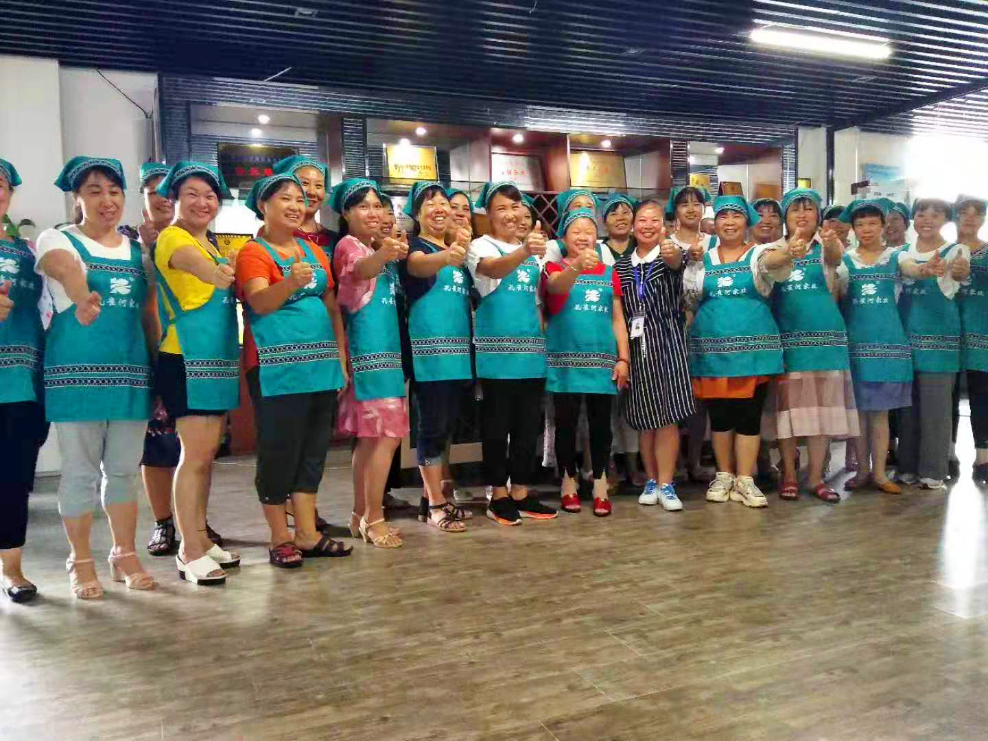 ��ķ��ɩ�ؠt����ɳ��B(t��i)����ȸ����ĩ��Ӗ(x��n)���c(di��n)æ��